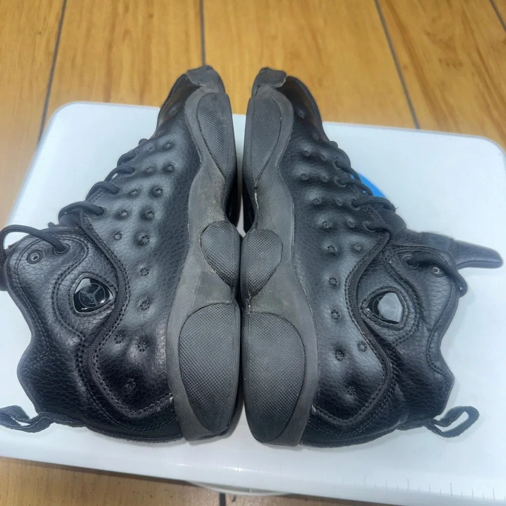 Jordan Team Showcase‎ Triple Black Kids Basketball Shoes 820273-002 Size 7Y